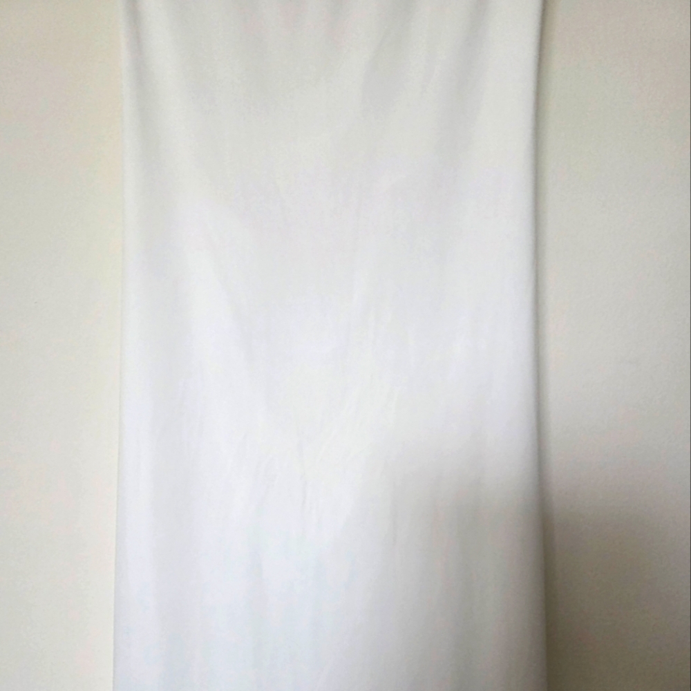 Elegant White Halter Draped Dress With Front Cut Out Sz. L - Picture 5 of 7